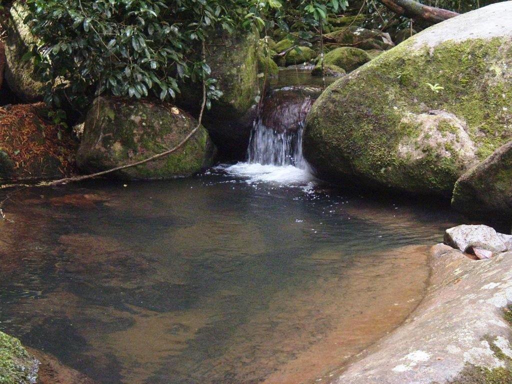Pousada Cachoeira Vila do Abraao Luaran gambar