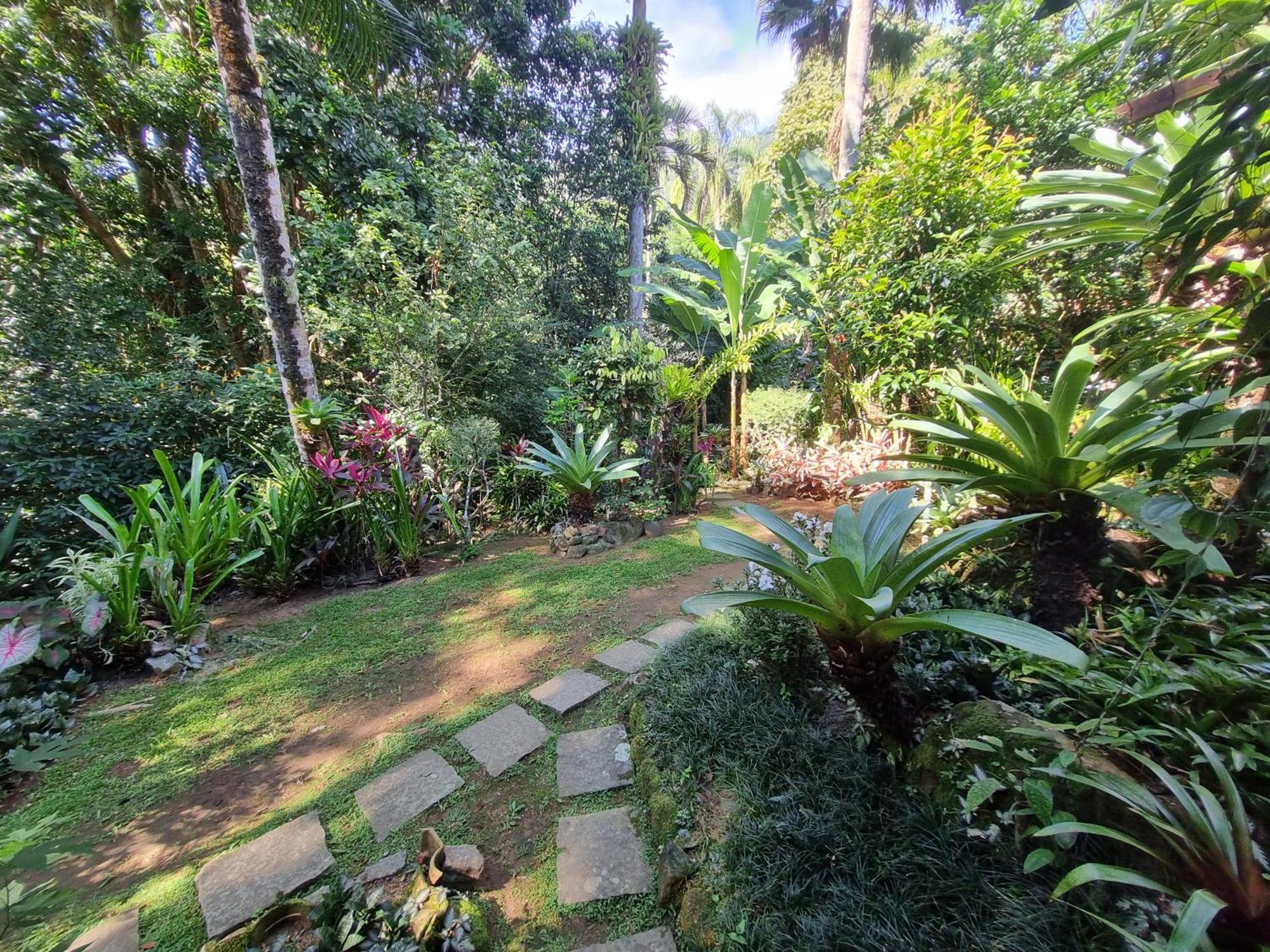 Pousada Cachoeira Vila do Abraao Luaran gambar